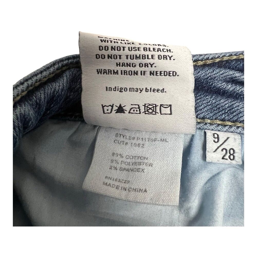 Petra 153 Vintage Flare High Rise Jeans sz 9/28 Frayed Hem - Picture 9 of 9